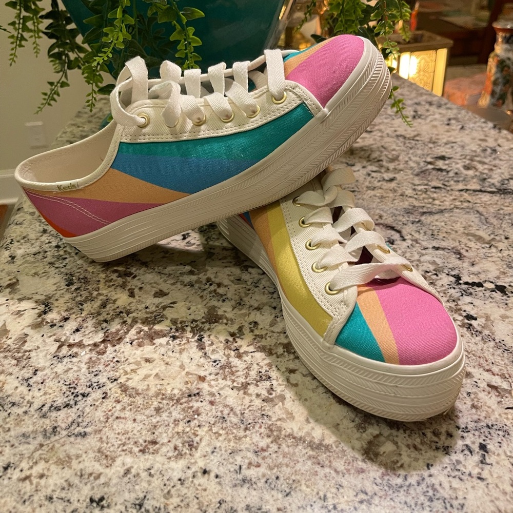 HOST PICK Keds for Kate Spade NewYork Size 8 multi color stripe $100